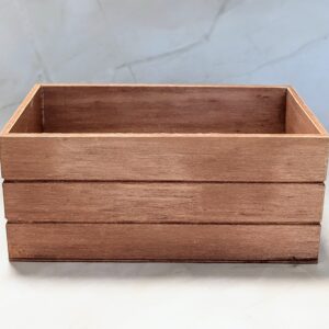 Csíkozott fa láda 11*20 magas - Barna