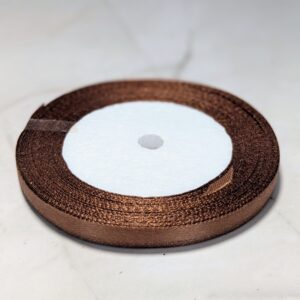 6 mm-es szatén szalag - Sötét barna