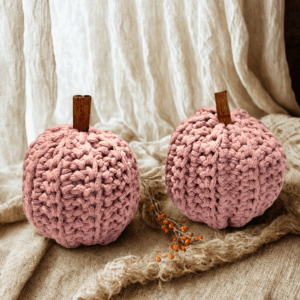 2db horgolt tök dekoráció - világos mályva
