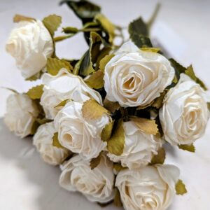 Szárított hatású 10 fejes rózsa csokor - Fehér