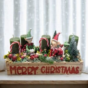 Manós adventi dekoráció