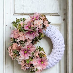 Különleges horgolt alapú tavaszi kopogtatò