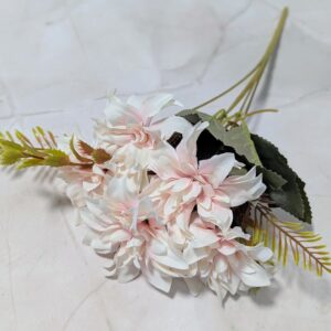 Dália csokor - Halvány rózsaszín